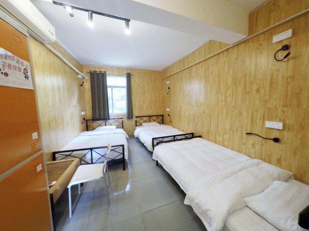 Dong Shan Gaga Hostel Guangzhou Buitenkant foto
